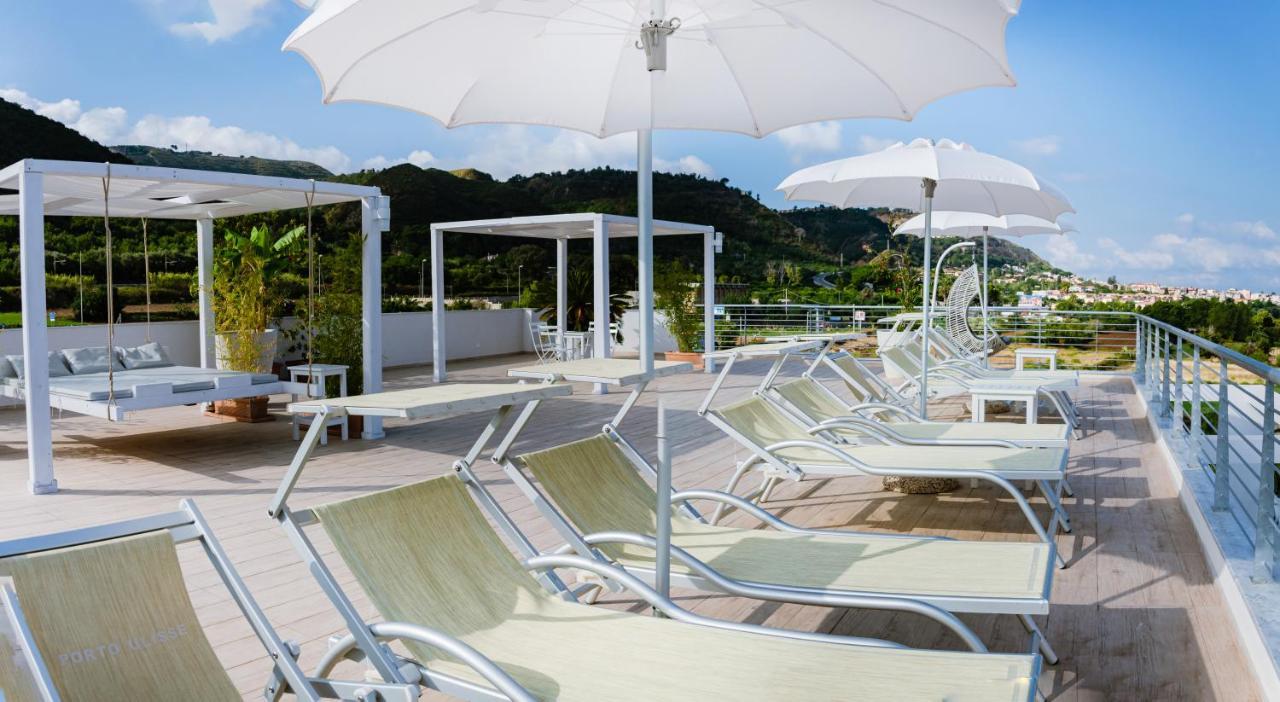 Residence Porto Ulisse Parghelia Kültér fotó