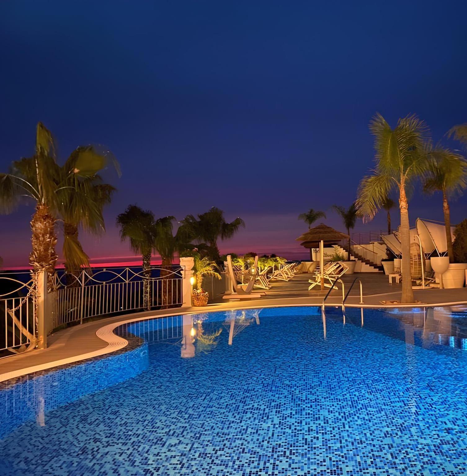 Residence Porto Ulisse Parghelia Kültér fotó