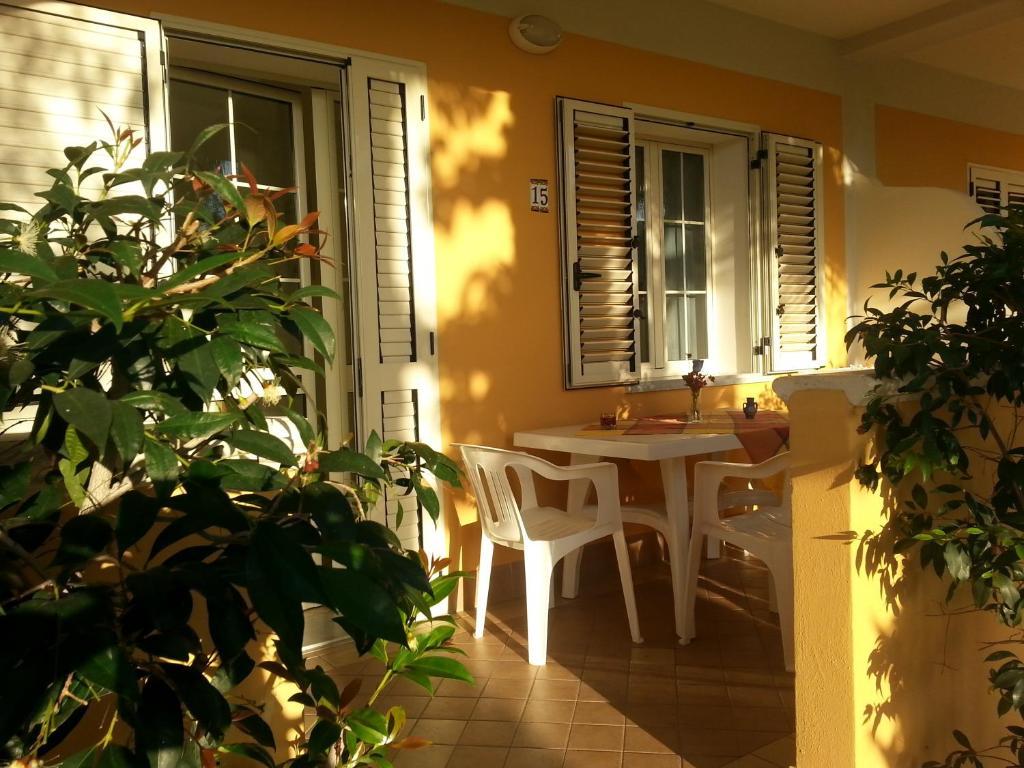 Residence Porto Ulisse Parghelia Kültér fotó
