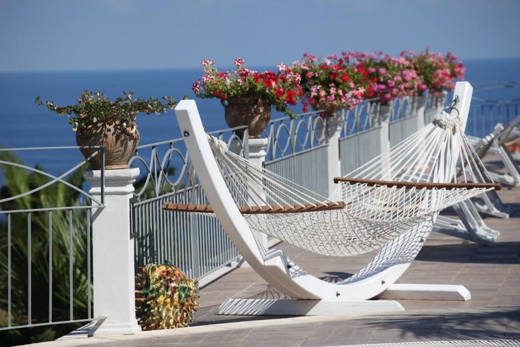 Residence Porto Ulisse Parghelia Kültér fotó